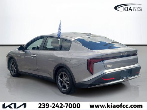 Certified 2025 Kia K4 FWD image 4
