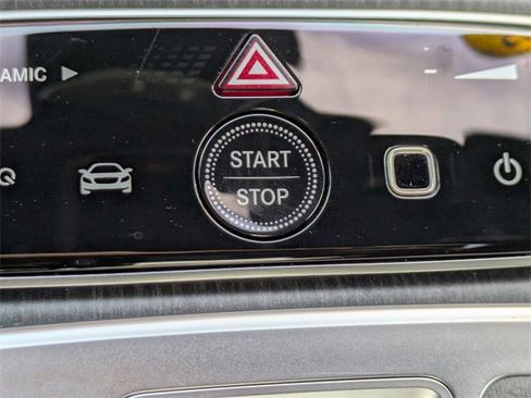 Used 2022 Mercedes-Benz EQS 580 580 image 35