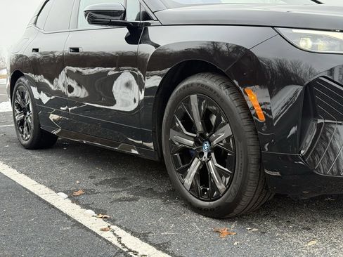 Certified 2024 BMW iX M60 image 11