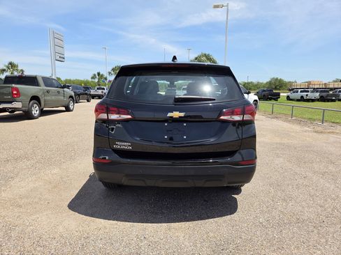 Used 2024 Chevrolet Equinox LS FWD image 7