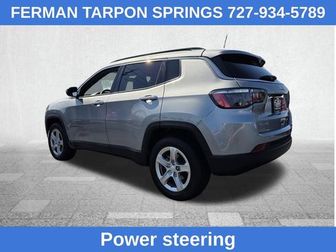 Used 2024 Jeep Compass Latitude AWD/4WD image 7
