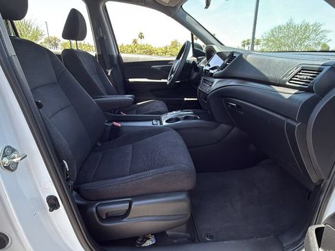 Used 2021 Honda Pilot EX image 19