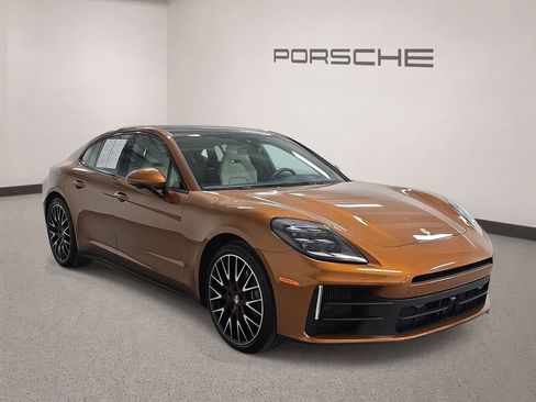 Certified 2024 Porsche Panamera 4 AWD/4WD image 8