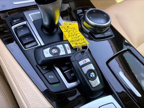 Used 2014 BMW 535i xDrive Sedan AWD/4WD image 15