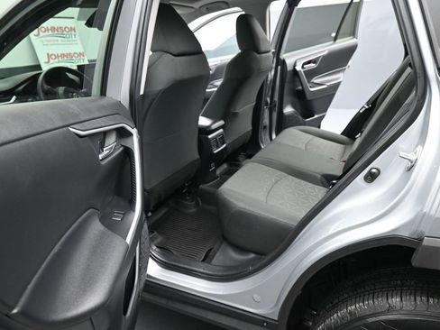 Used 2020 Toyota RAV4 XLE image 16