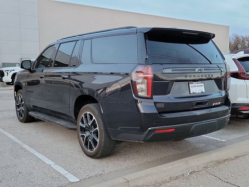 Used 2022 Chevrolet Suburban RST w/ Luxury Package image 2