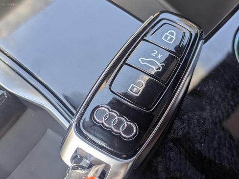 Used 2024 Audi RS e-tron GT w/ Carbon Performance Package AWD/4WD image 43