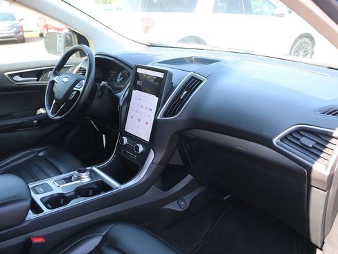 Used 2024 Ford Edge SEL AWD/4WD image 24
