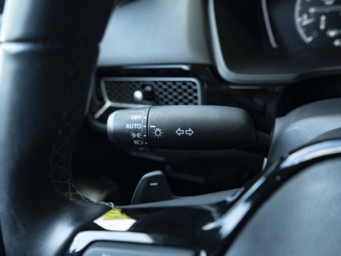 Used 2023 Honda Civic Sport image 23
