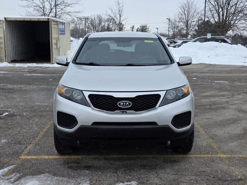 Used 2013 Kia Sorento LX image 8