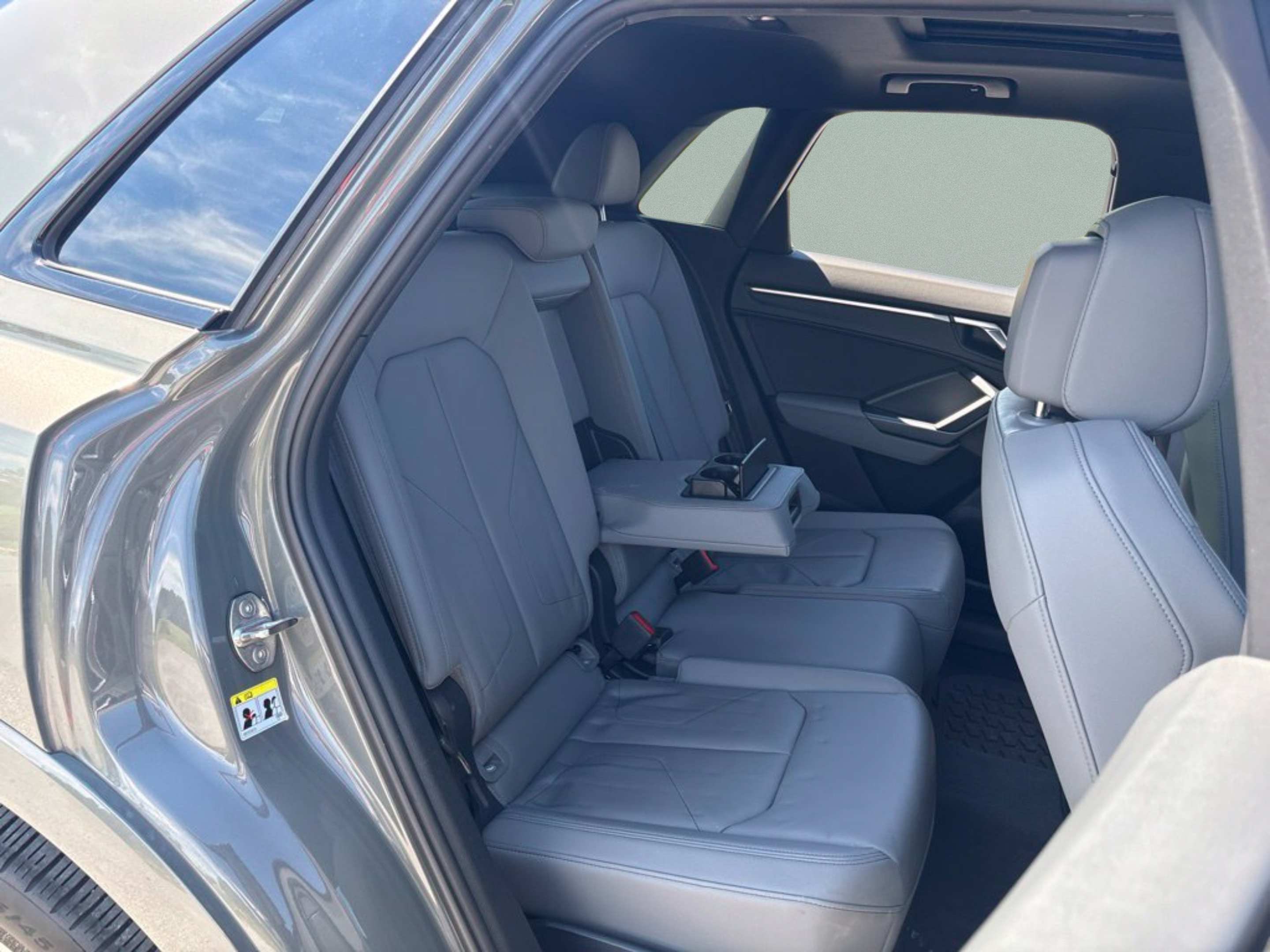 Used 2025 Audi Q3 2.0T Premium AWD/4WD image 19