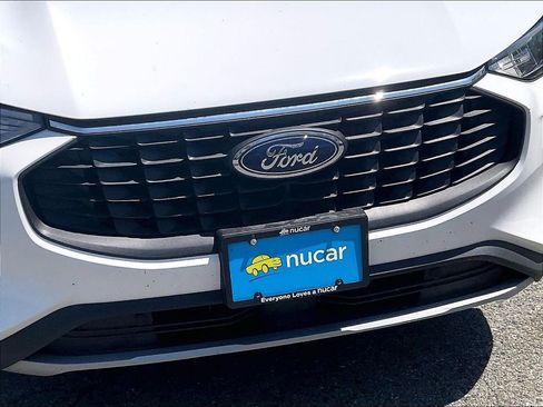 Used 2025 Ford Escape Active AWD/4WD image 33