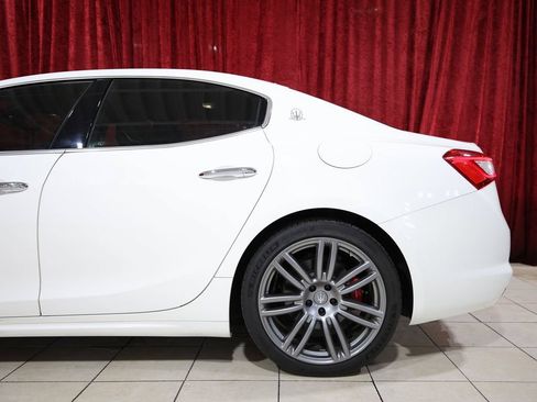 Used 2018 Maserati Ghibli GranLusso RWD image 6