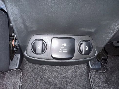 Used 2019 Hyundai Santa Fe AWD image 45