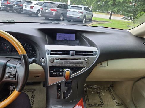 Used 2010 Lexus RX 350 2WD image 22