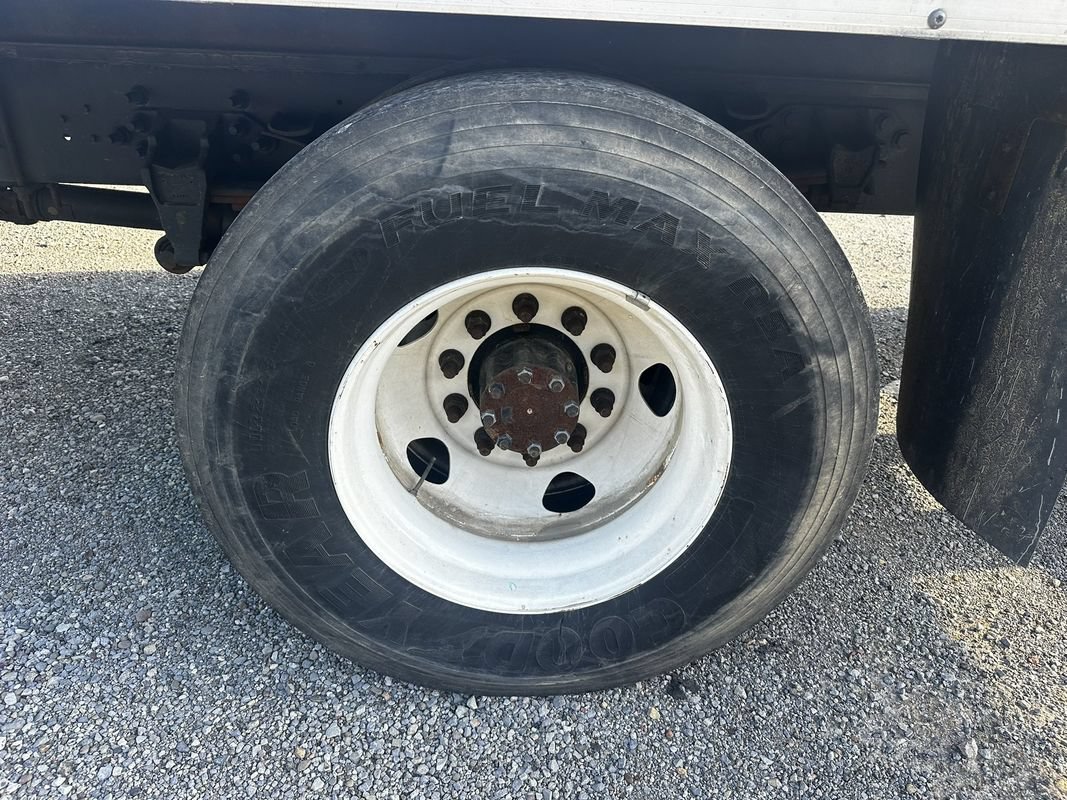 Used 2023 Ford F650 2WD Regular Cab Super Duty image 17