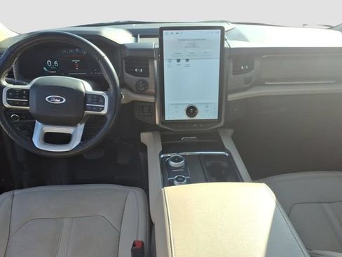 Used 2024 Ford Expedition Max Limited AWD/4WD image 12