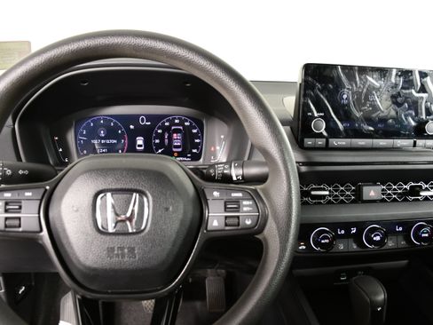 Certified 2025 Honda Accord SE image 16