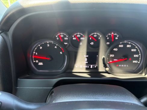 Certified 2022 Chevrolet Silverado 2500 Custom w/ Custom Value Package AWD/4WD image 23