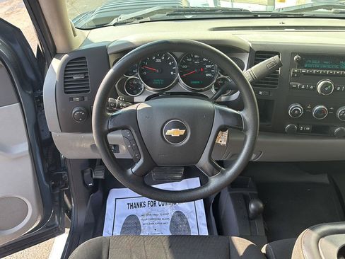Used 2012 Chevrolet Silverado 2500 W/T AWD/4WD image 8
