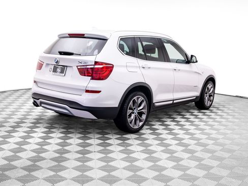 Used 2017 BMW X3 xDrive28i AWD/4WD image 6