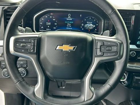 Used 2024 Chevrolet Silverado 1500 LT image 19