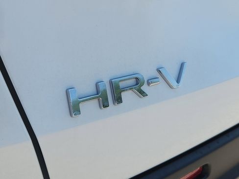 New 2027 Honda HR-V LX image 18
