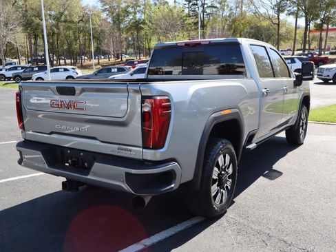 Used 2025 GMC Sierra 2500 Denali w/ Denali Reserve Package image 9