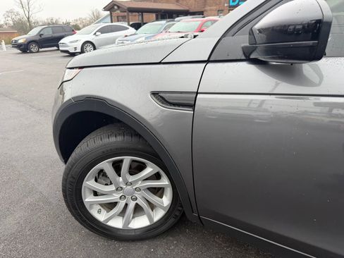 Used 2018 Land Rover Discovery Sport HSE AWD/4WD image 45