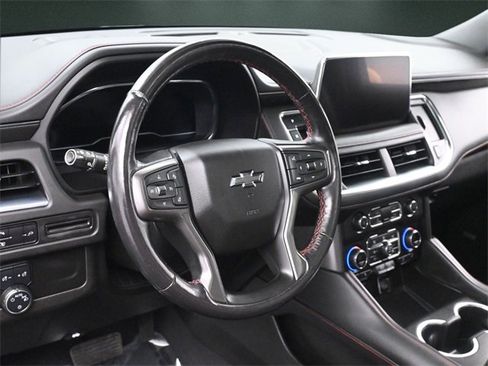 Used 2022 Chevrolet Suburban RST w/ Luxury Package image 28