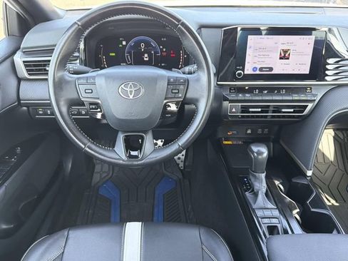 Used 2025 Toyota Camry SE FWD image 20