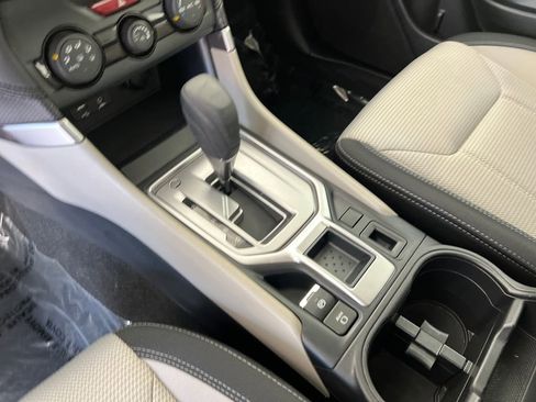 Used 2023 Subaru Forester AWD/4WD image 25