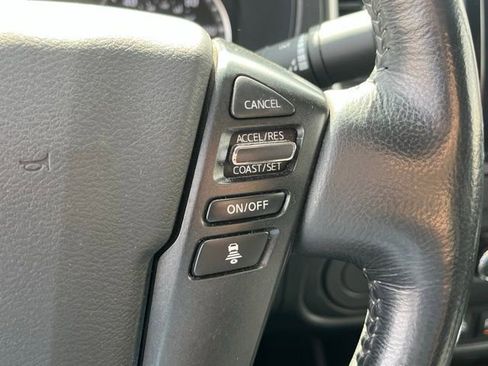 Used 2023 Nissan Frontier SV w/ Technology Package image 13