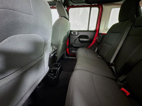 Used 2019 Jeep Wrangler Unlimited Sport w/ Dual Top Group image 24