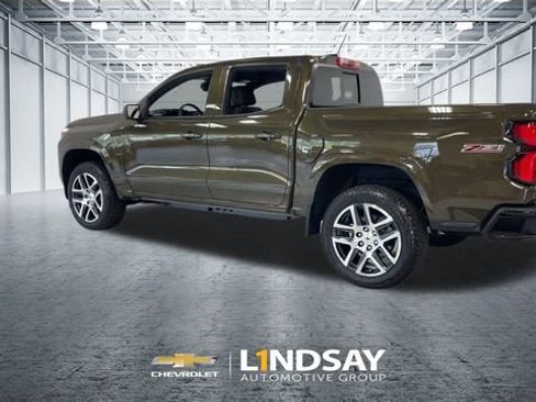 Used 2023 Chevrolet Colorado Z71 w/ Z71 Convenience Package 2 image 6