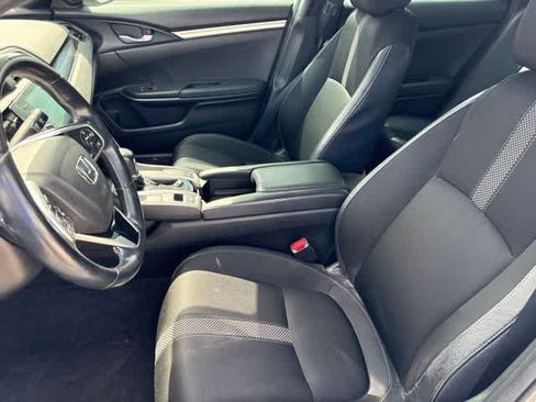 Used 2020 Honda Civic Sport image 11