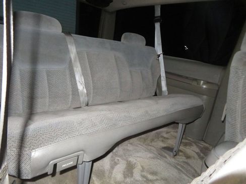 Used 1997 GMC Yukon 4WD 2-Door w/ Marketing Opt Pkg 2 image 30