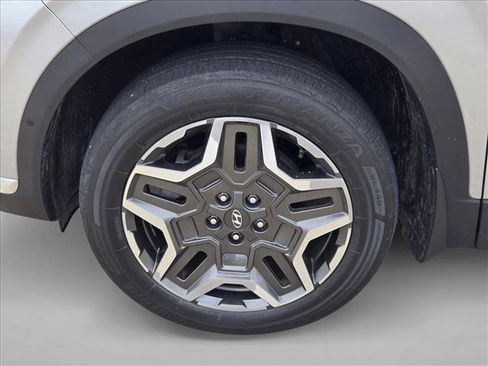Used 2023 Hyundai Santa Fe Limited image 24