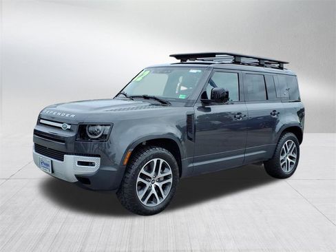 Used 2022 Land Rover Defender 110 SE image 8