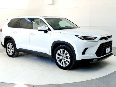 New 2026 Toyota Grand Highlander Limited image 7