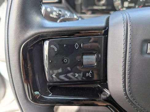 Used 2024 Land Rover Range Rover Velar Dynamic SE image 26