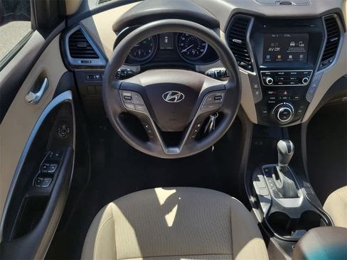 Used 2017 Hyundai Santa Fe Sport image 16