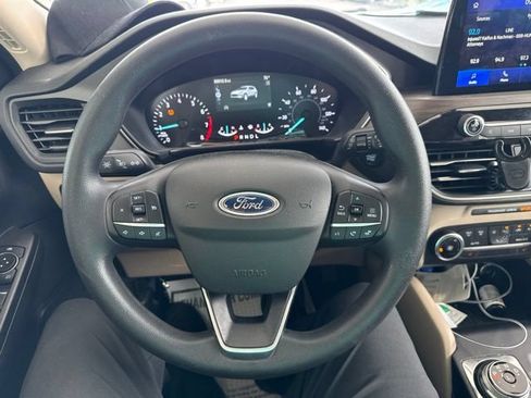 Used 2020 Ford Escape SE AWD/4WD image 14