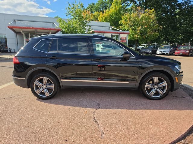 Used 2020 Volkswagen Tiguan SEL FWD image 6