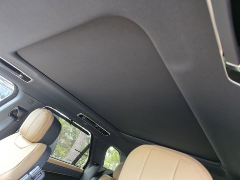 New 2026 Land Rover Range Rover Sport Dynamic SE image 12