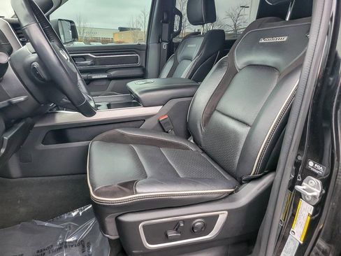 Used 2023 RAM 1500 Laramie image 8
