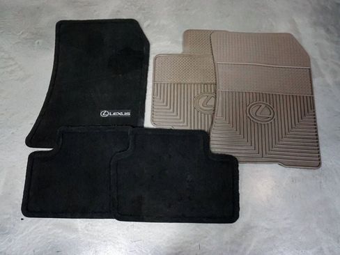 Used 2002 Lexus IS 300 image 98