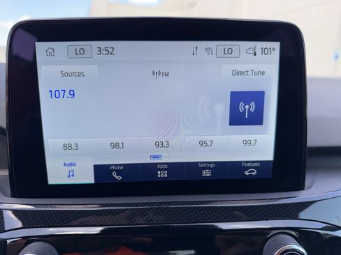 Used 2025 Ford Escape ST-Line FWD image 12