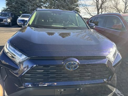 Used 2023 Toyota RAV4 XLE image 18