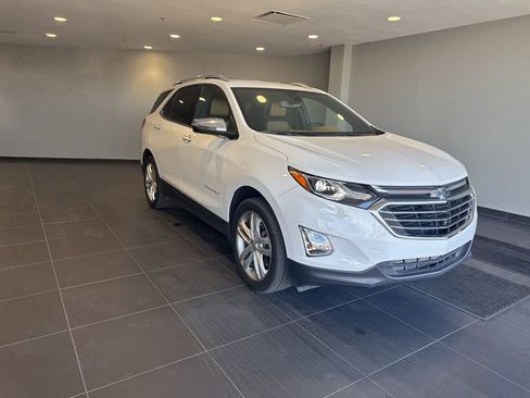 Used 2020 Chevrolet Equinox Premier image 4